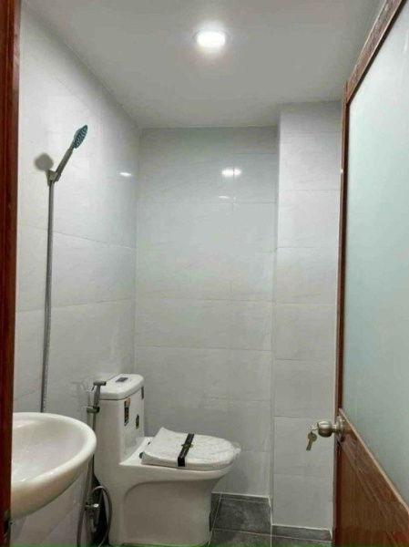 Chủ định cư nước ngoài cần bán nhà 1 tầng tại Đường 8, Phường Long Bình, Quận 9, Hồ Chí Minh